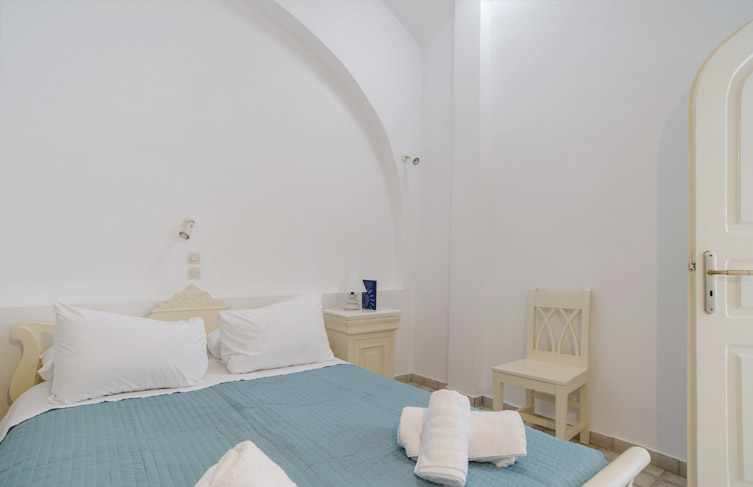 BUDGET APARTMENT